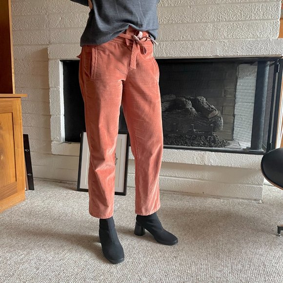 Sundance Pants - Sundance Emily Cropped Ankle Coral Corduroy Pants Size 4
